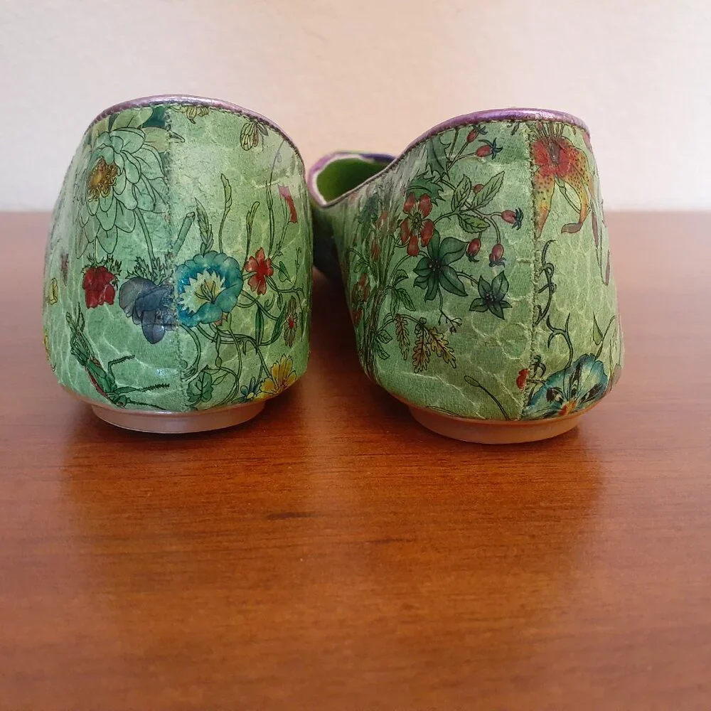 Chi by Carlos Falchi Floral Flats - Picture 3 of 11
